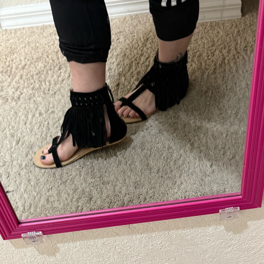 EUC! Women’s Koolaburra Athena Sandals size 6 - Picture 6 of 14